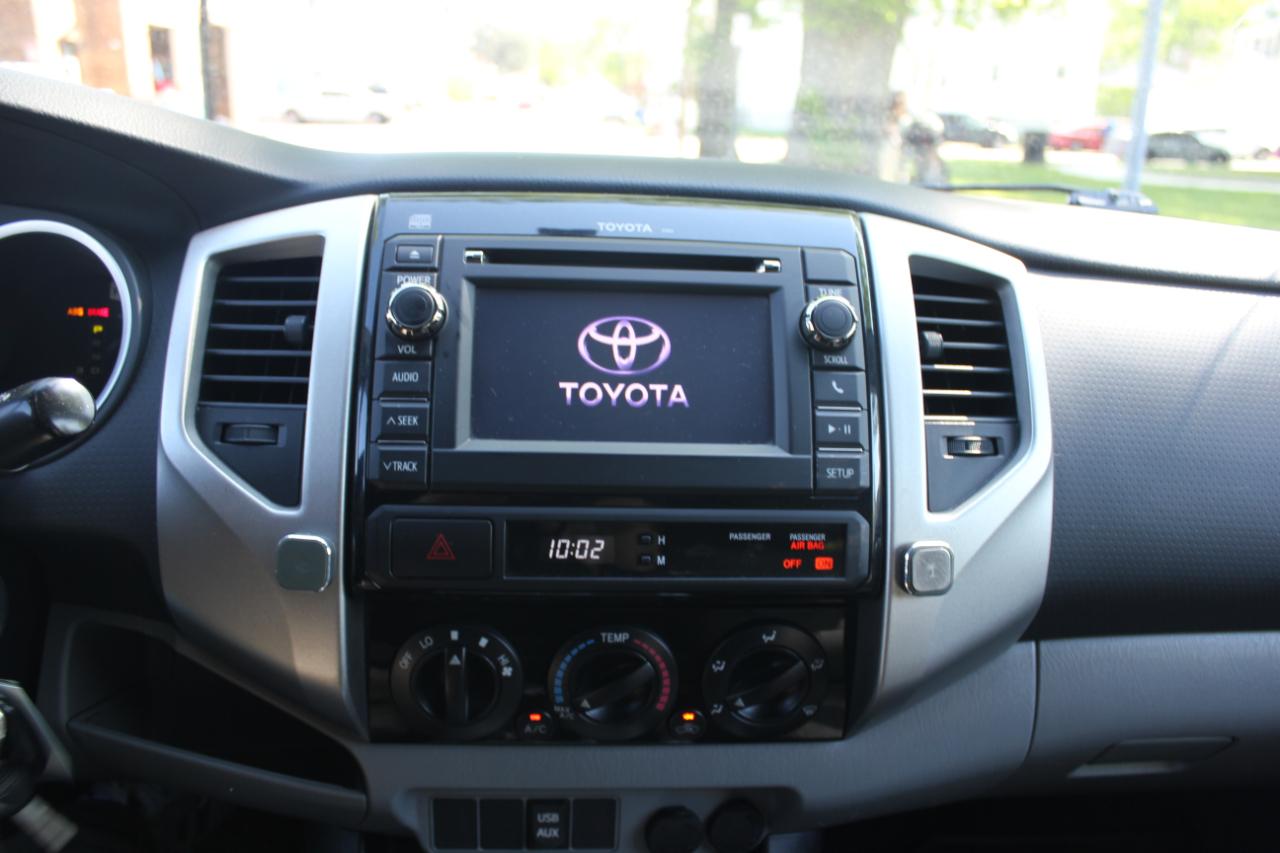 Toyota Tacoma PreRunner Access Cab 2WD 2013