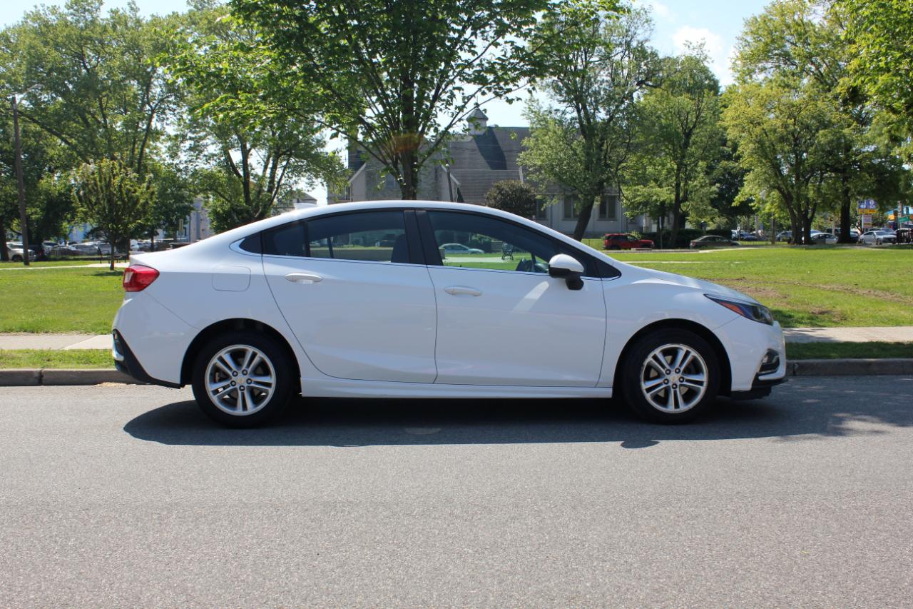 Chevrolet Cruze LT Auto 2017