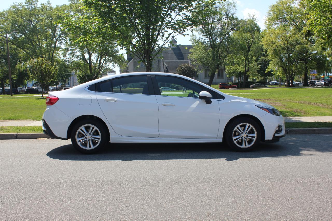 Chevrolet Cruze LT Auto 2017