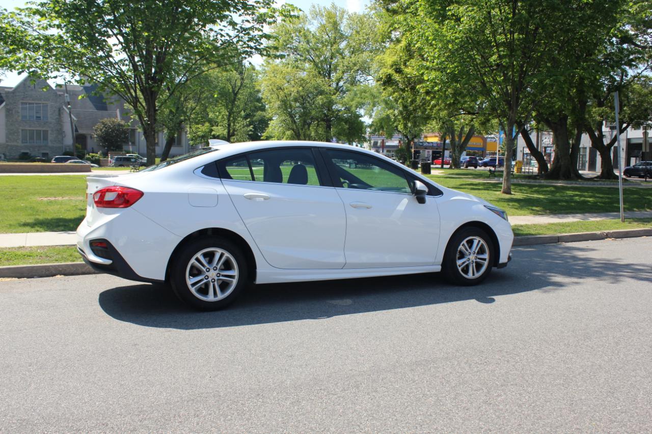 Chevrolet Cruze LT Auto 2017