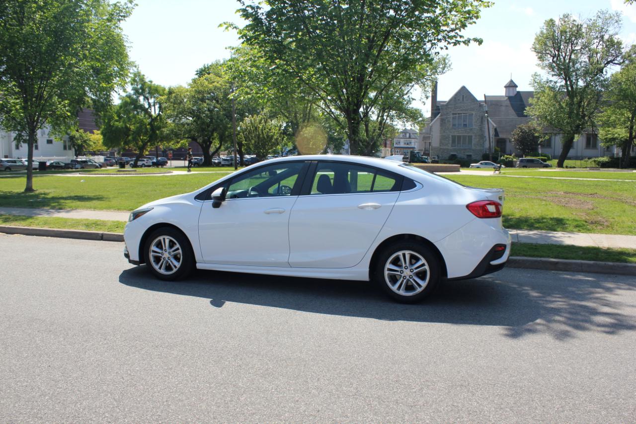 Chevrolet Cruze LT Auto 2017