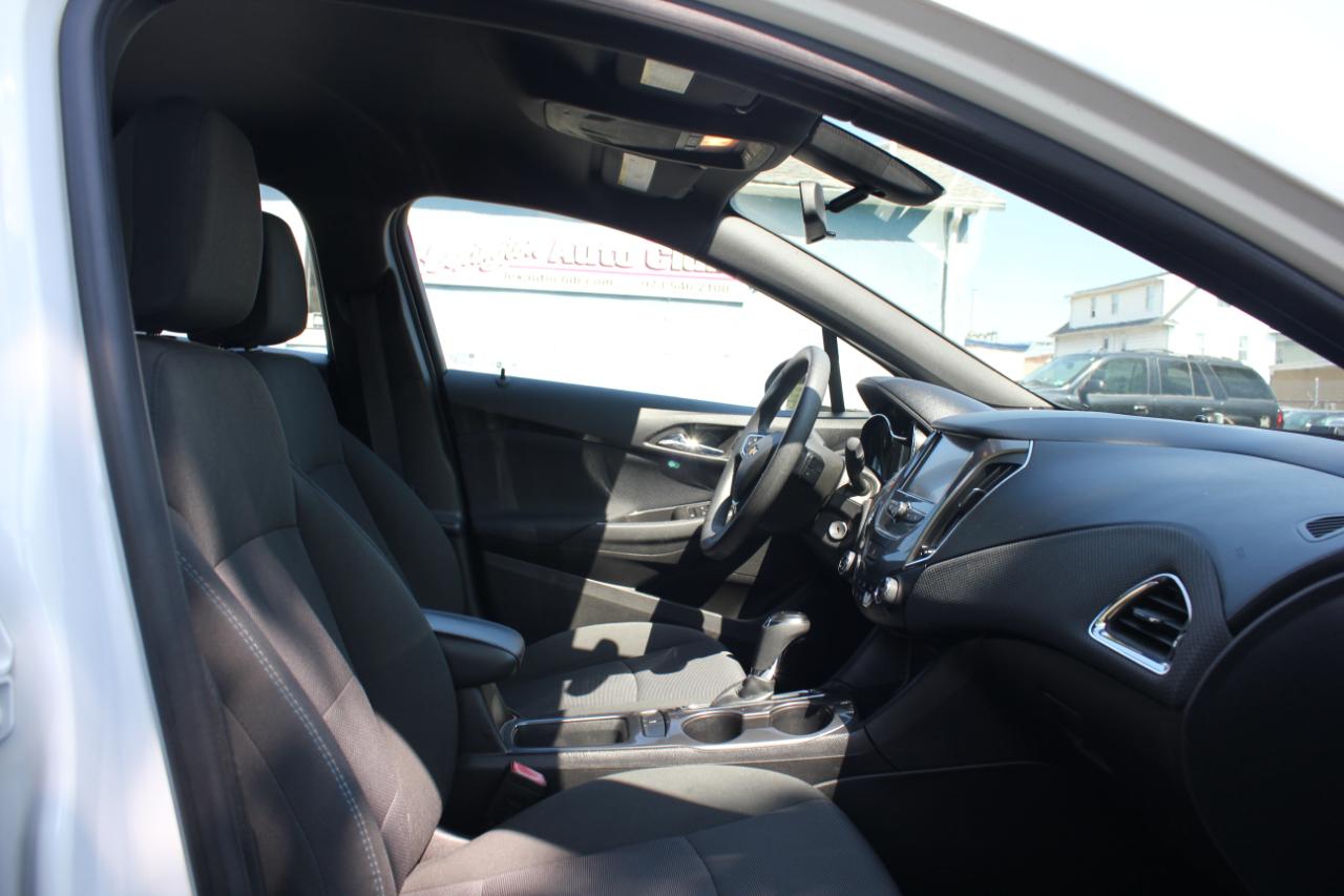 Chevrolet Cruze LT Auto 2017
