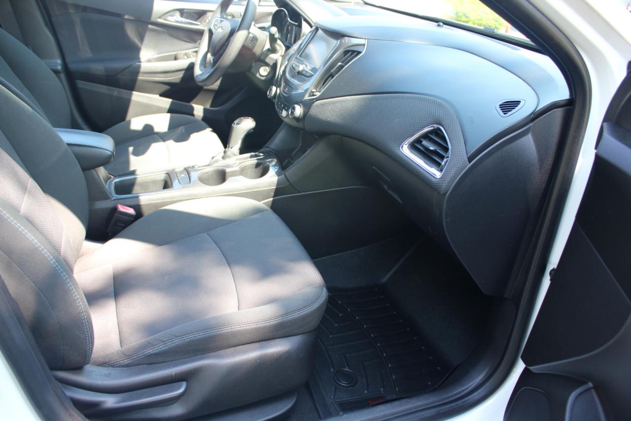 Chevrolet Cruze LT Auto 2017