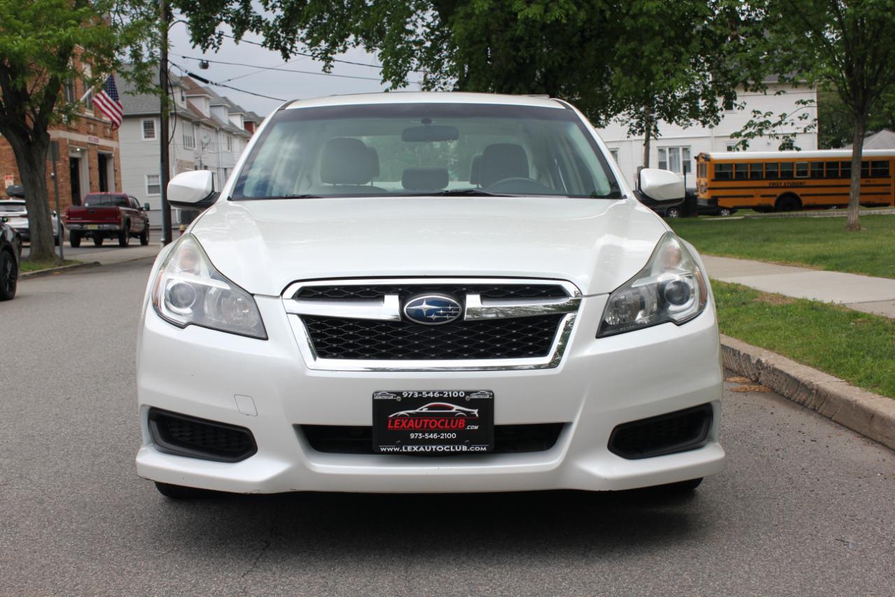 Subaru Legacy 2.5i Premium 2013