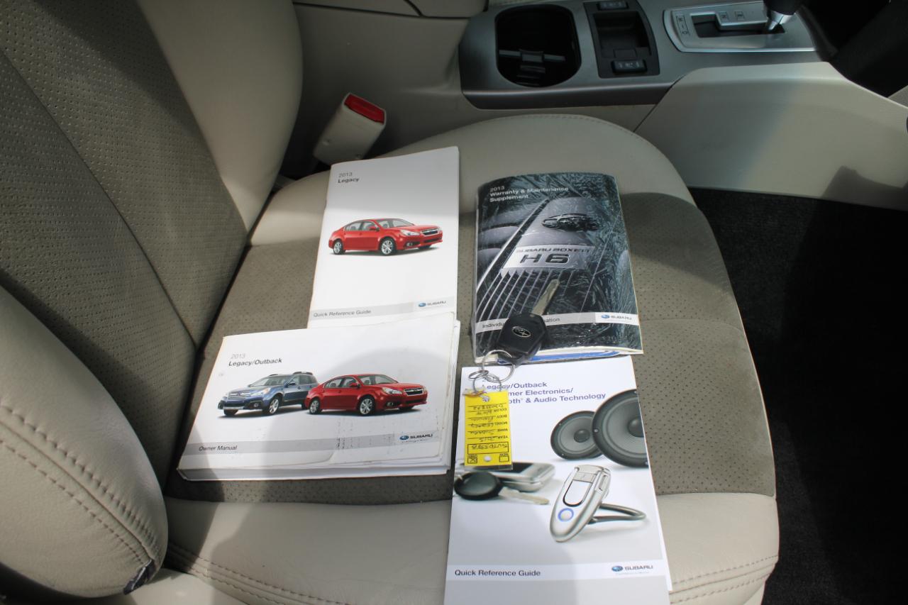 Subaru Legacy 2.5i Premium 2013