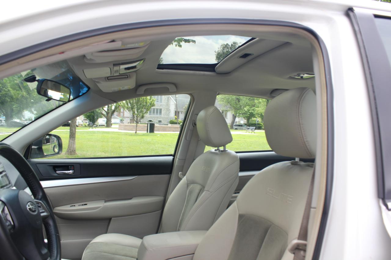 Subaru Legacy 2.5i Premium 2013