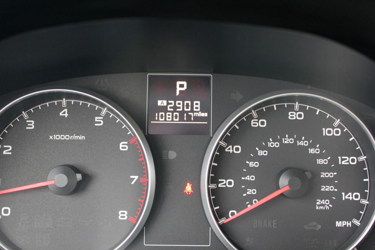 Subaru Legacy 2.5i Premium 2013
