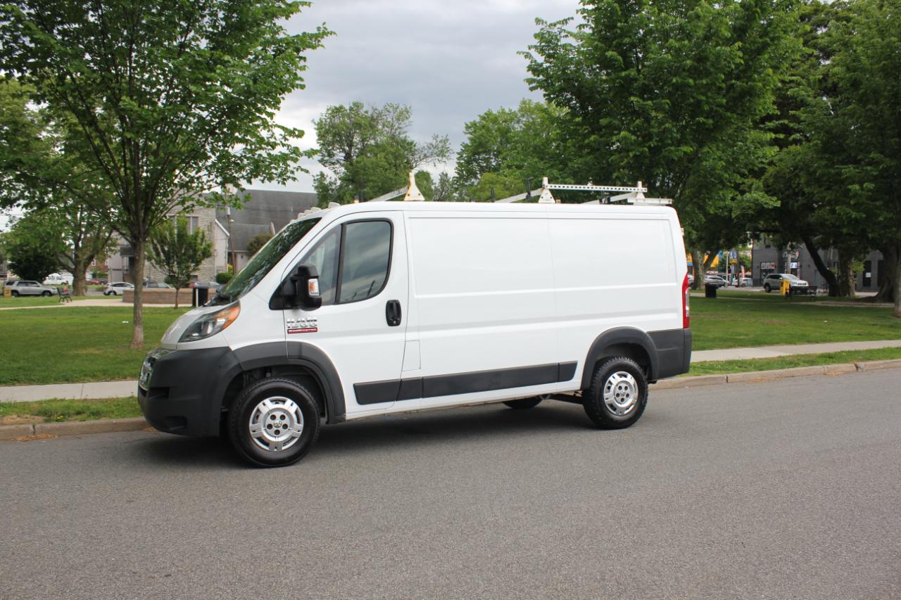 RAM Promaster 1500 Low Roof Tradesman 136-in. WB 2017