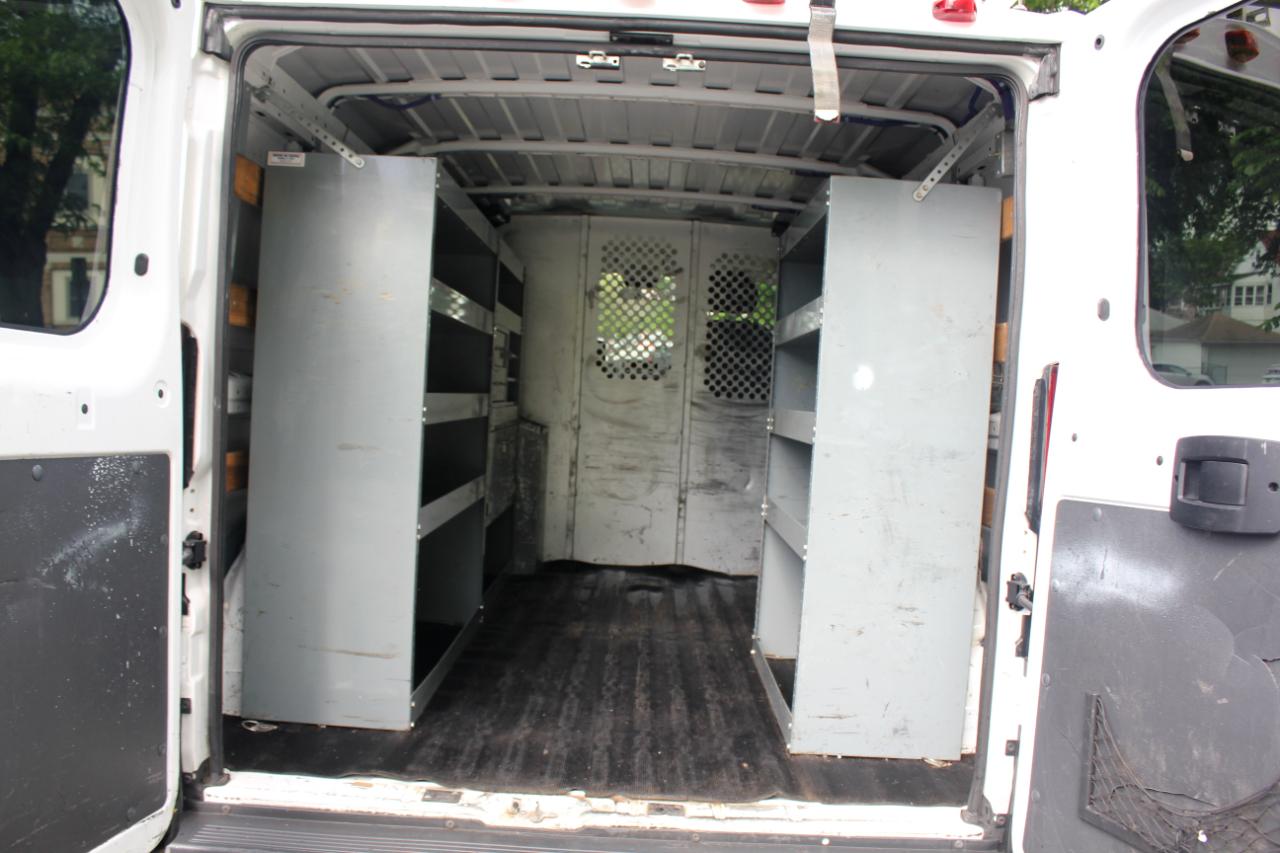 RAM Promaster 1500 Low Roof Tradesman 136-in. WB 2017