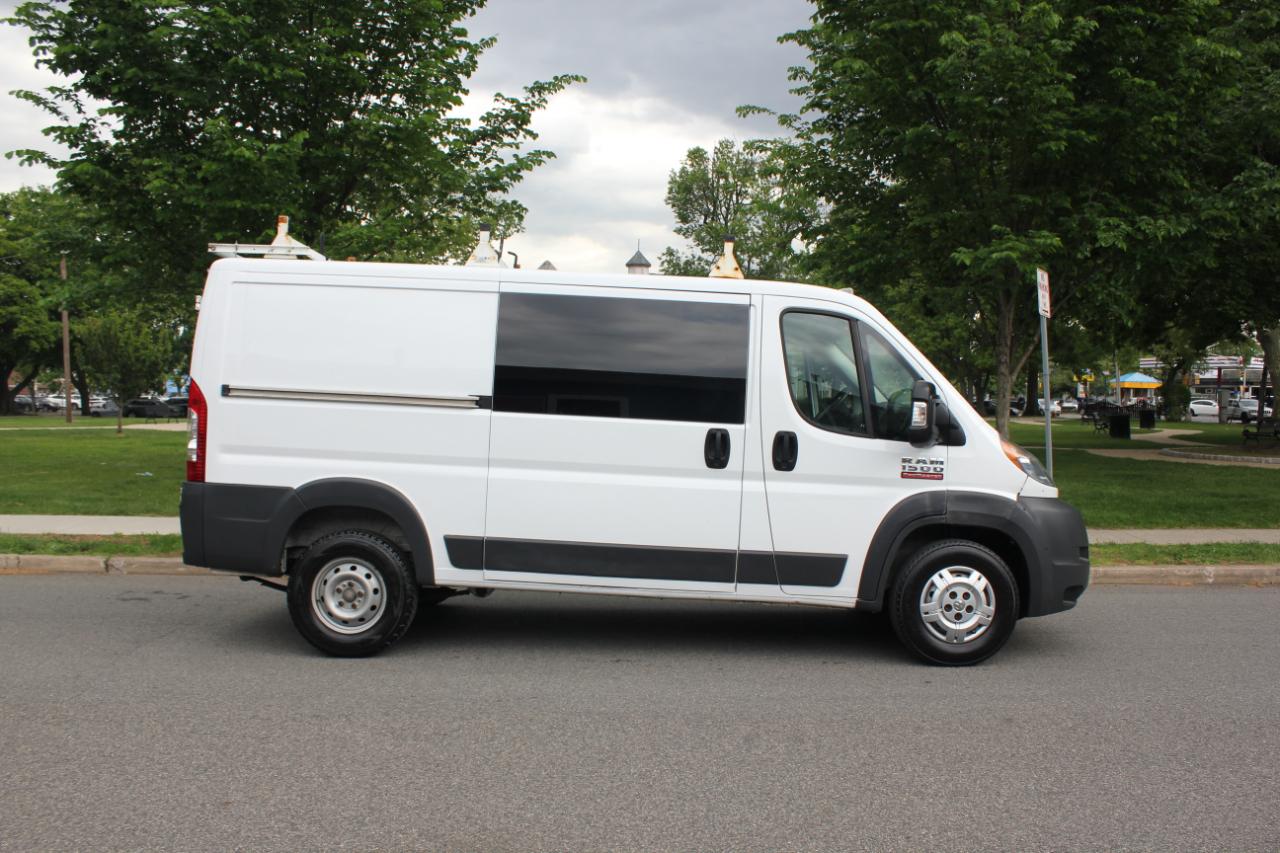 RAM Promaster 1500 Low Roof Tradesman 136-in. WB 2017