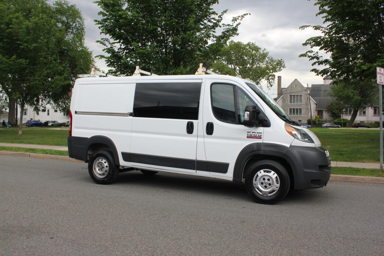 RAM Promaster 1500 Low Roof Tradesman 136-in. WB 2017