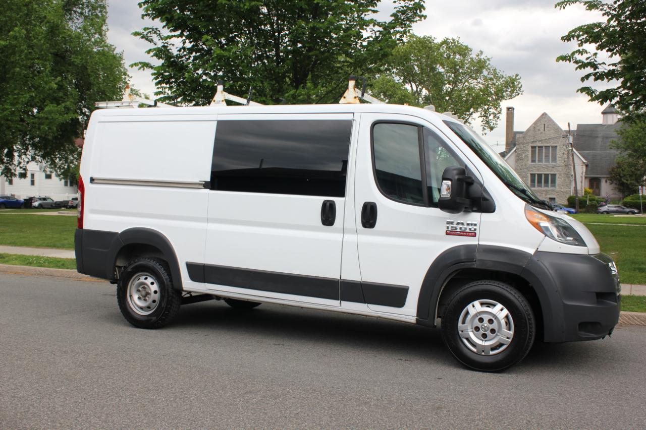 RAM Promaster 1500 Low Roof Tradesman 136-in. WB 2017