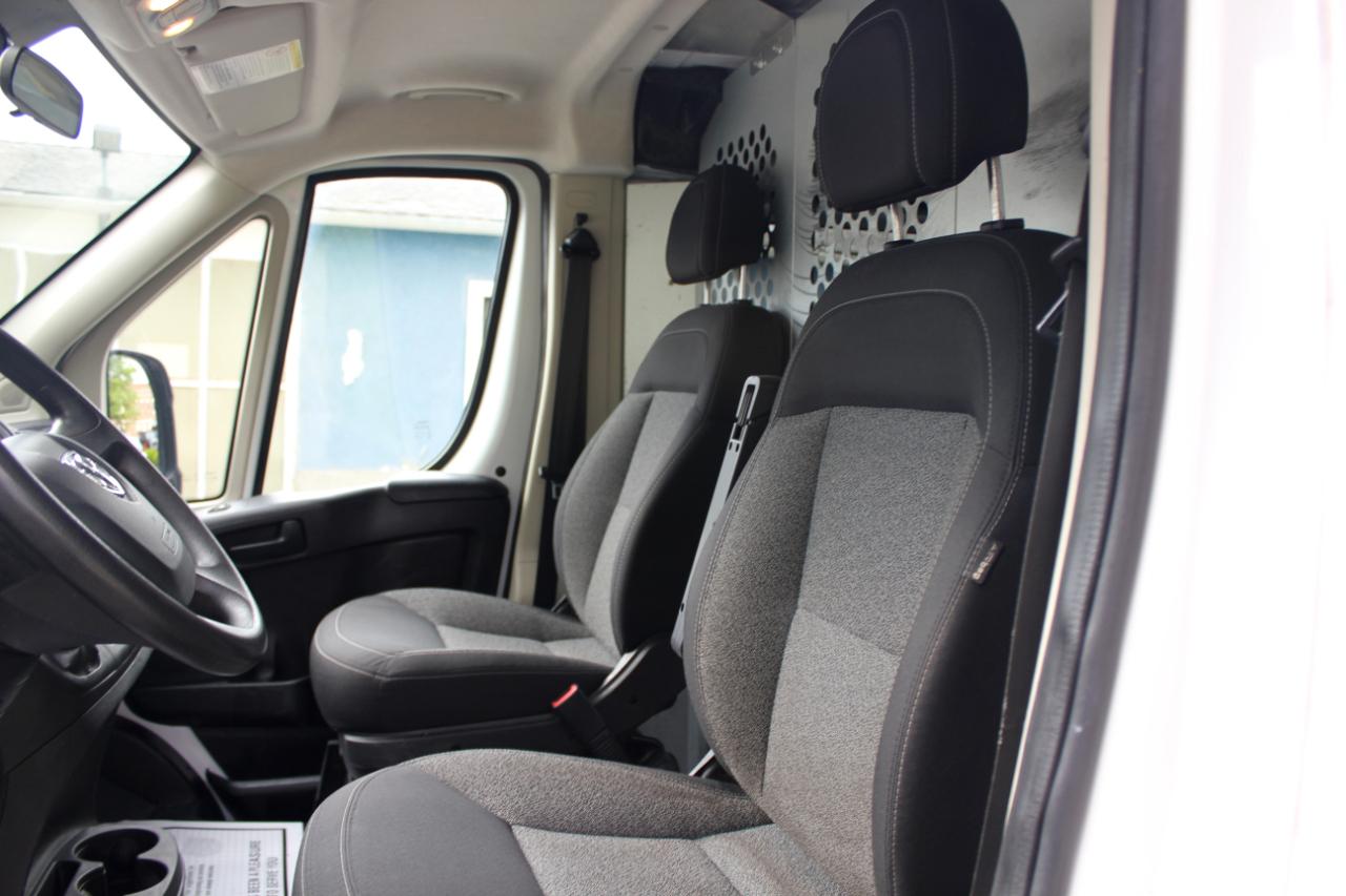 RAM Promaster 1500 Low Roof Tradesman 136-in. WB 2017