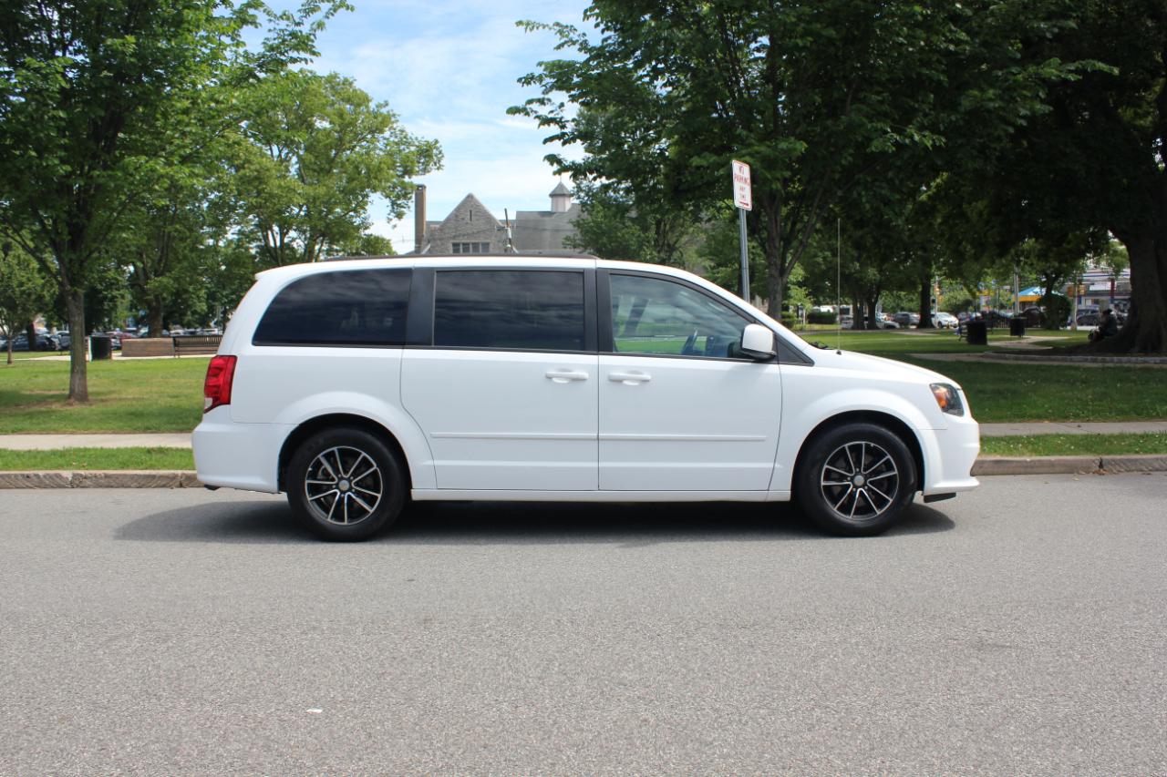 Dodge Grand Caravan R/T 2016