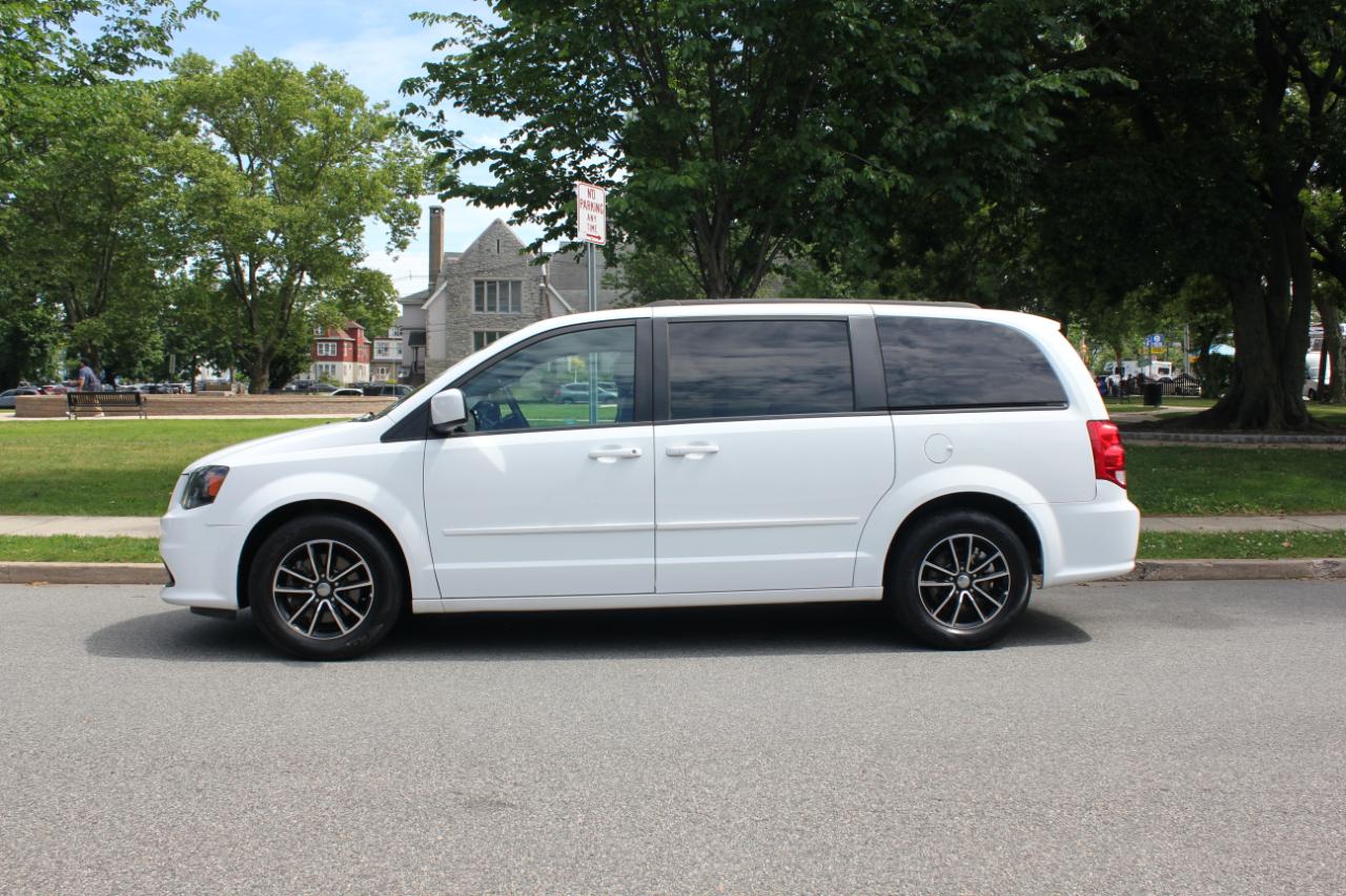 Dodge Grand Caravan R/T 2016