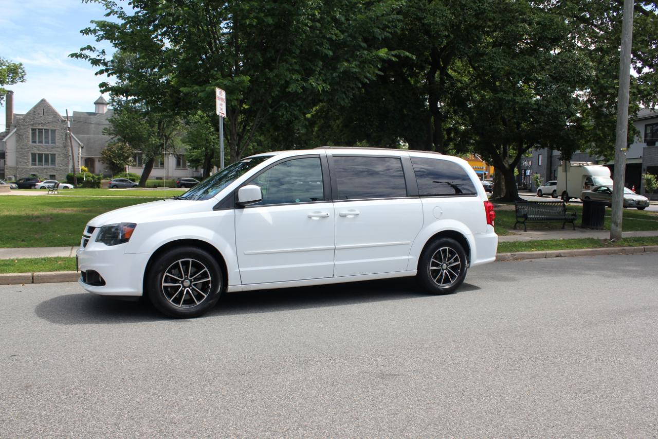 Dodge Grand Caravan R/T 2016
