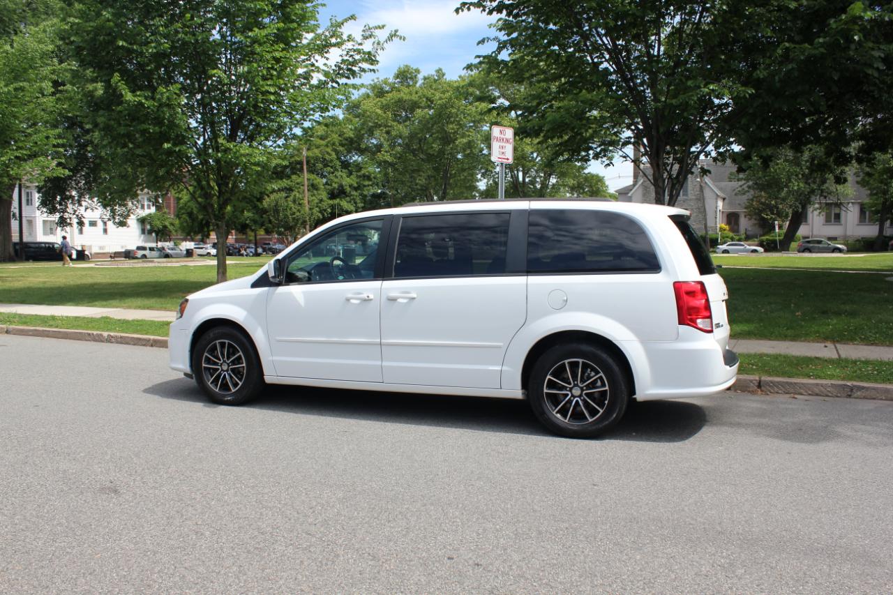 Dodge Grand Caravan R/T 2016