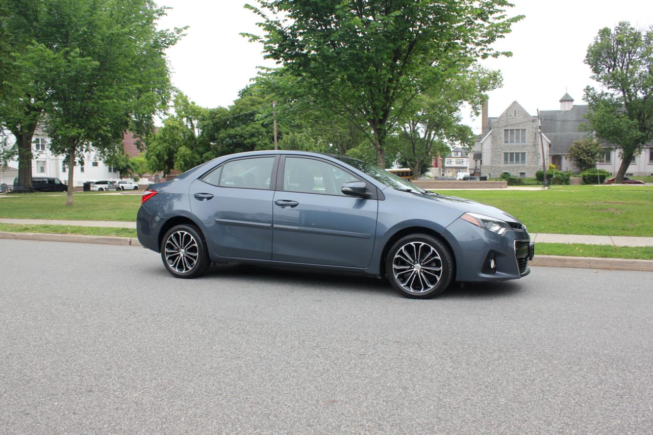 Toyota Corolla S Plus 6MT 2014