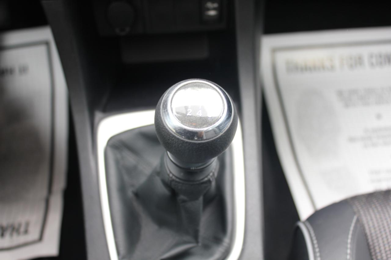 Toyota Corolla S Plus 6MT 2014