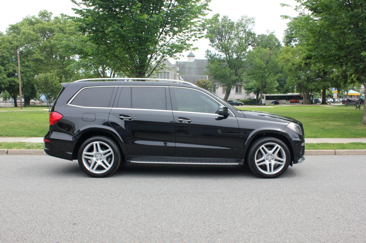 Mercedes-Benz GL-Class GL550 4MATIC 2015