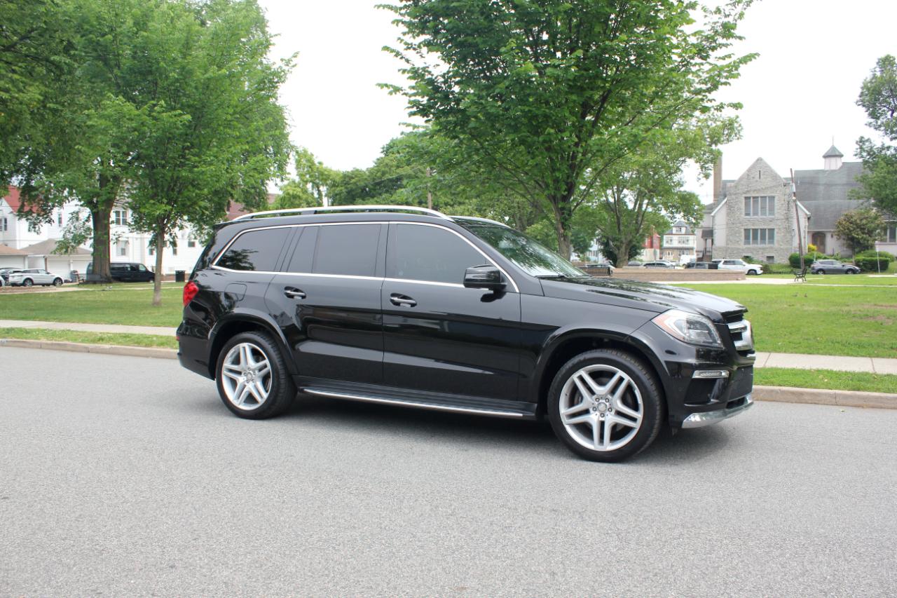 Mercedes-Benz GL-Class GL550 4MATIC 2015
