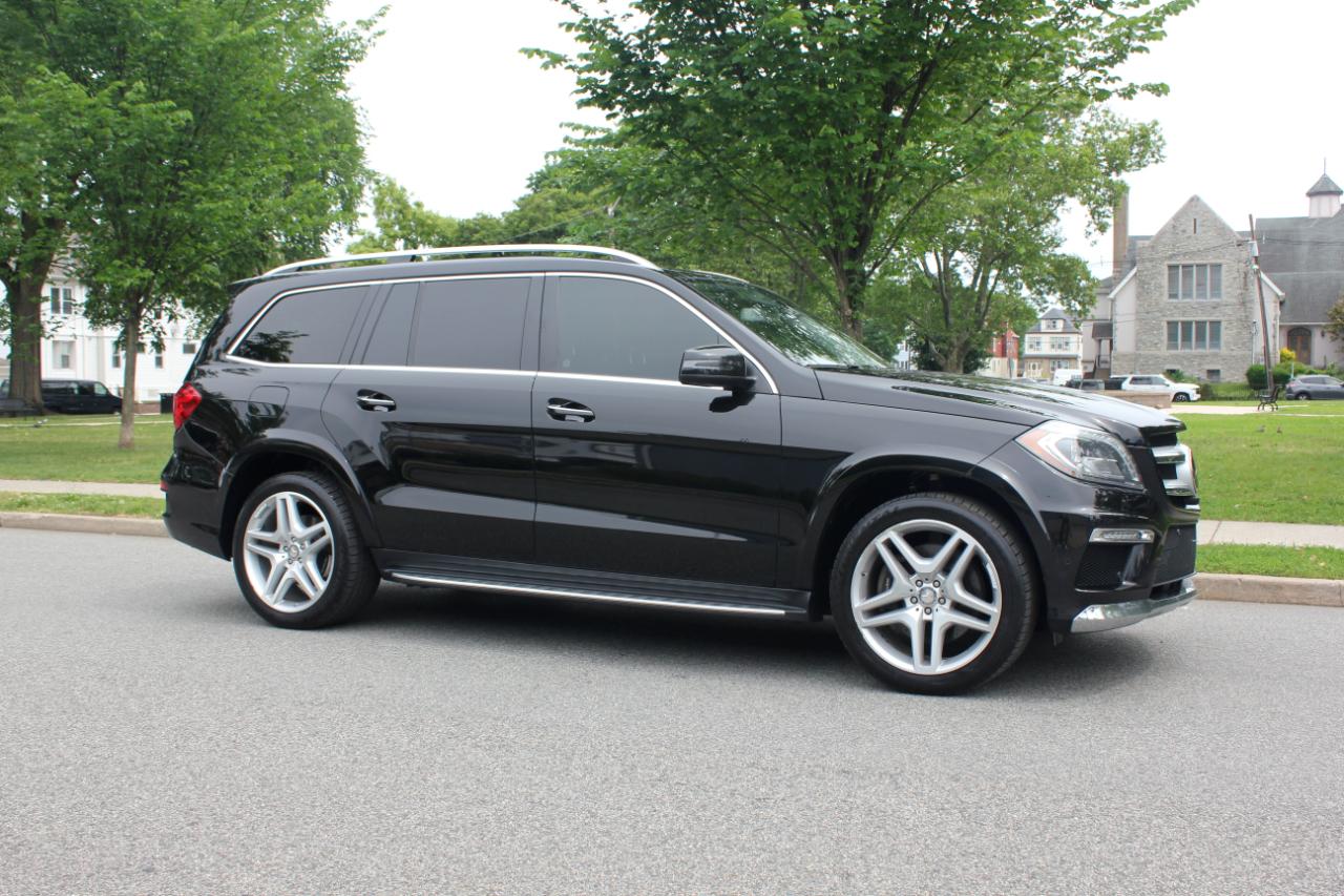 Mercedes-Benz GL-Class GL550 4MATIC 2015