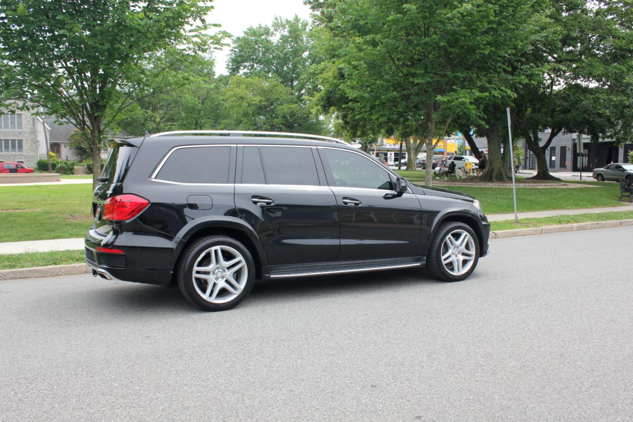 Mercedes-Benz GL-Class GL550 4MATIC 2015