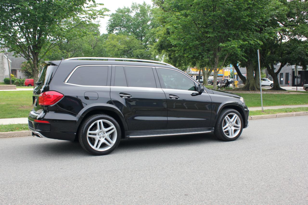 Mercedes-Benz GL-Class GL550 4MATIC 2015