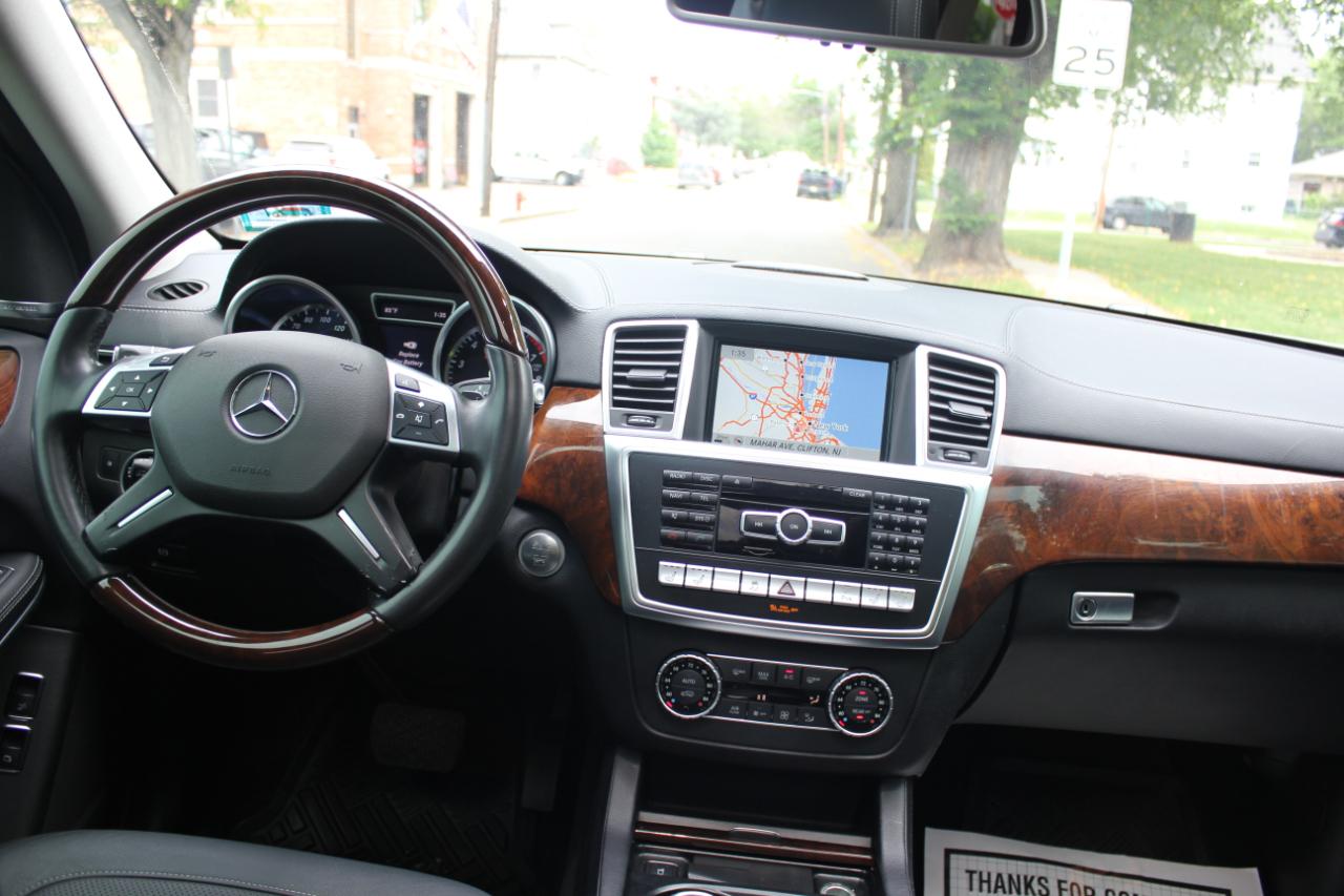 Mercedes-Benz GL-Class GL550 4MATIC 2015