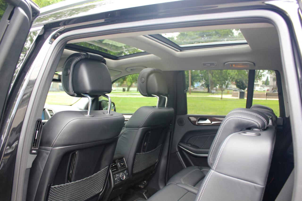 Mercedes-Benz GL-Class GL550 4MATIC 2015