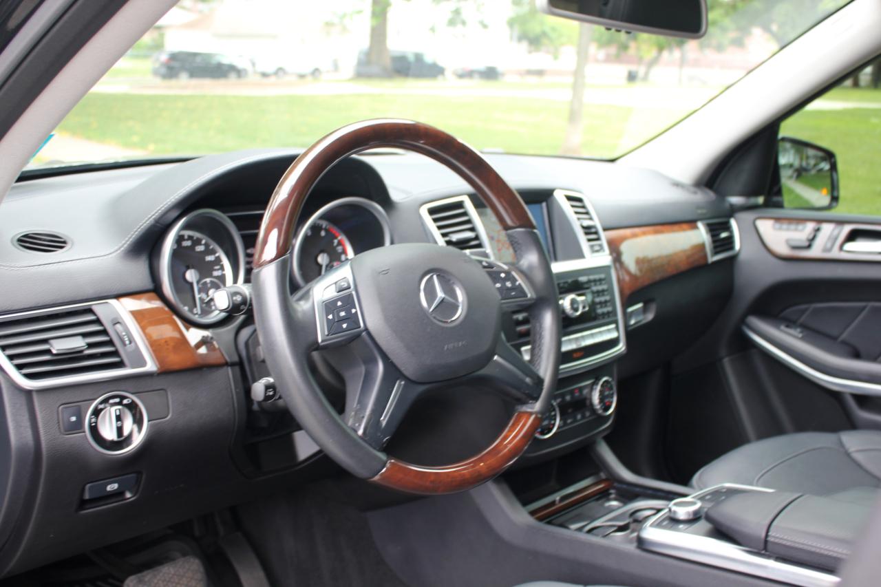 Mercedes-Benz GL-Class GL550 4MATIC 2015