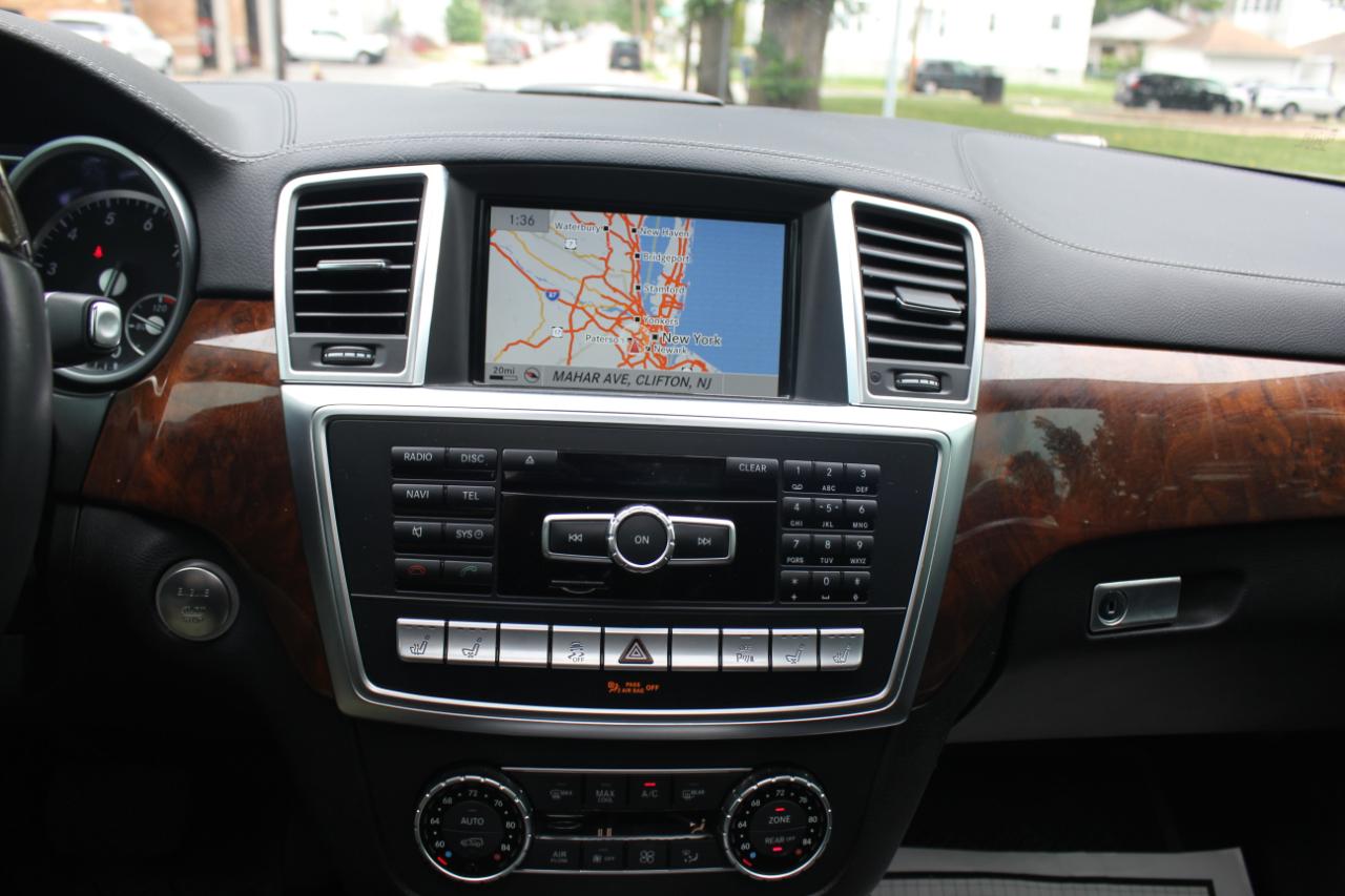 Mercedes-Benz GL-Class GL550 4MATIC 2015