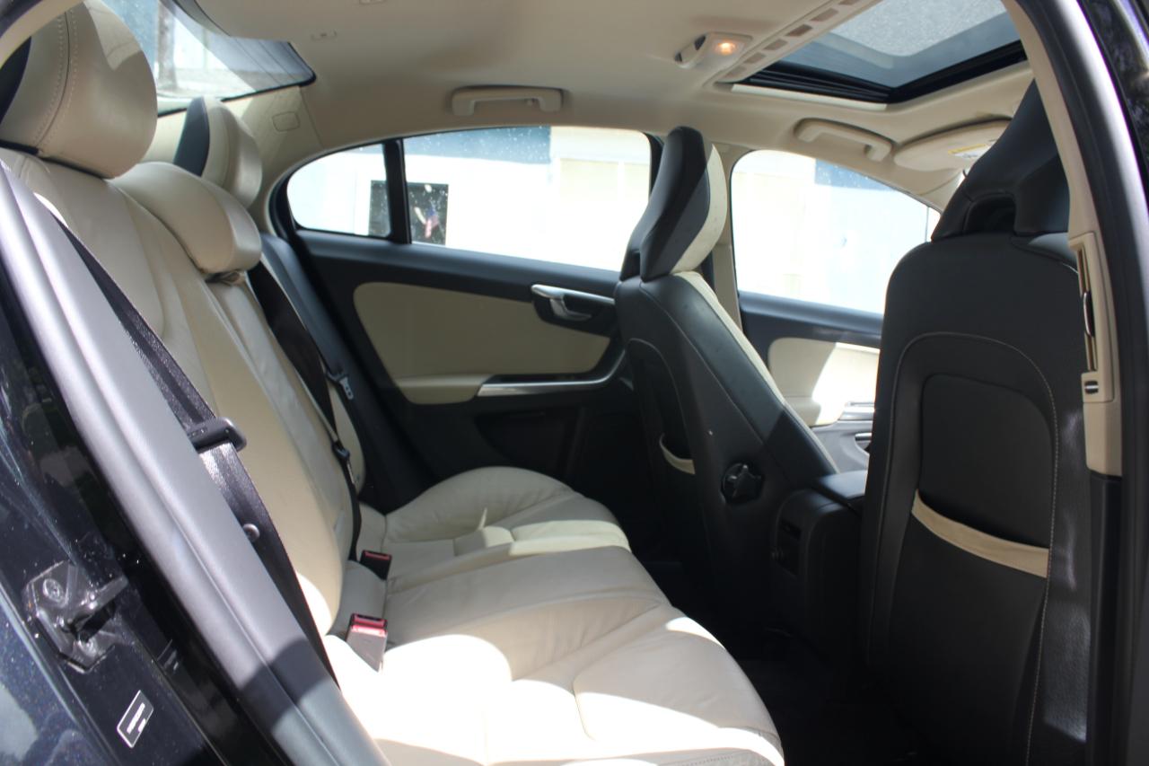 Volvo S60 T6 AWD 2012