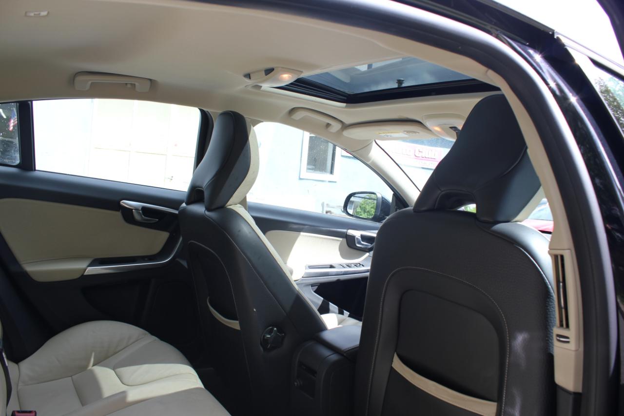 Volvo S60 T6 AWD 2012