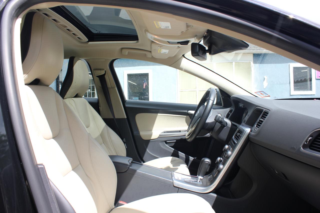 Volvo S60 T6 AWD 2012