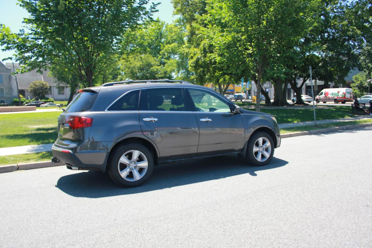 Acura MDX 6-Spd AT w/Tech and Entertainment Package 2012