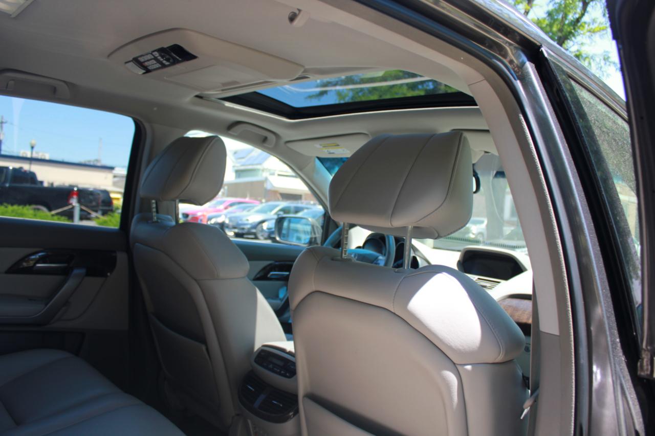 Acura MDX 6-Spd AT w/Tech and Entertainment Package 2012