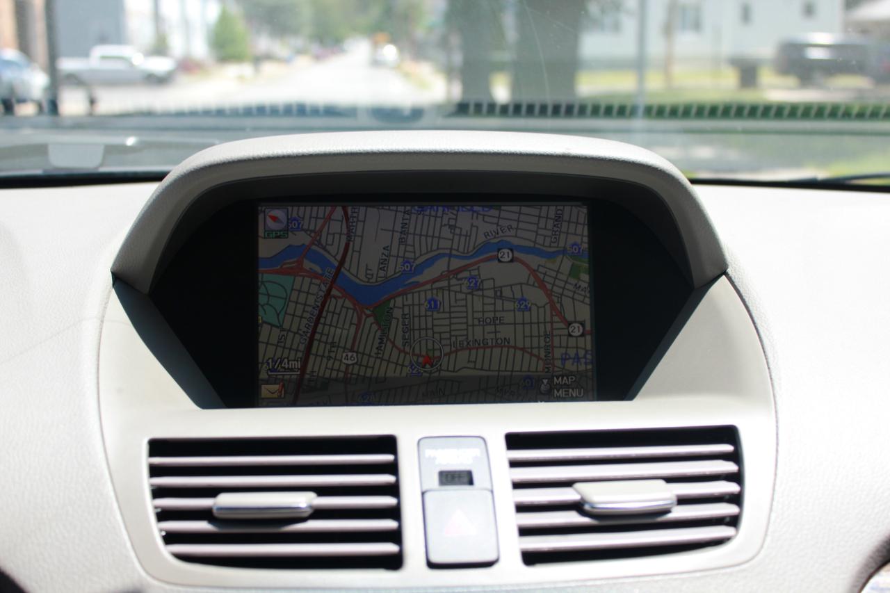 Acura MDX 6-Spd AT w/Tech and Entertainment Package 2012