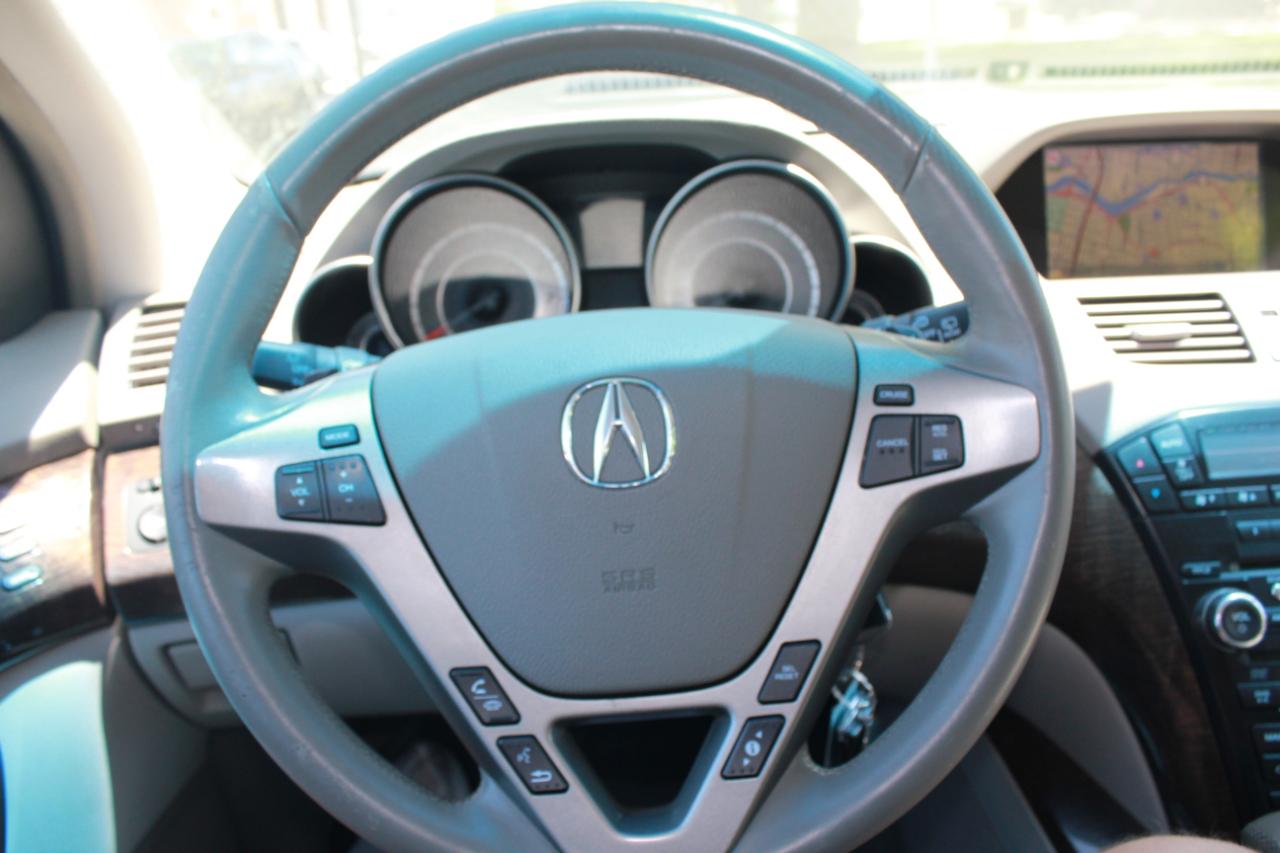 Acura MDX 6-Spd AT w/Tech and Entertainment Package 2012