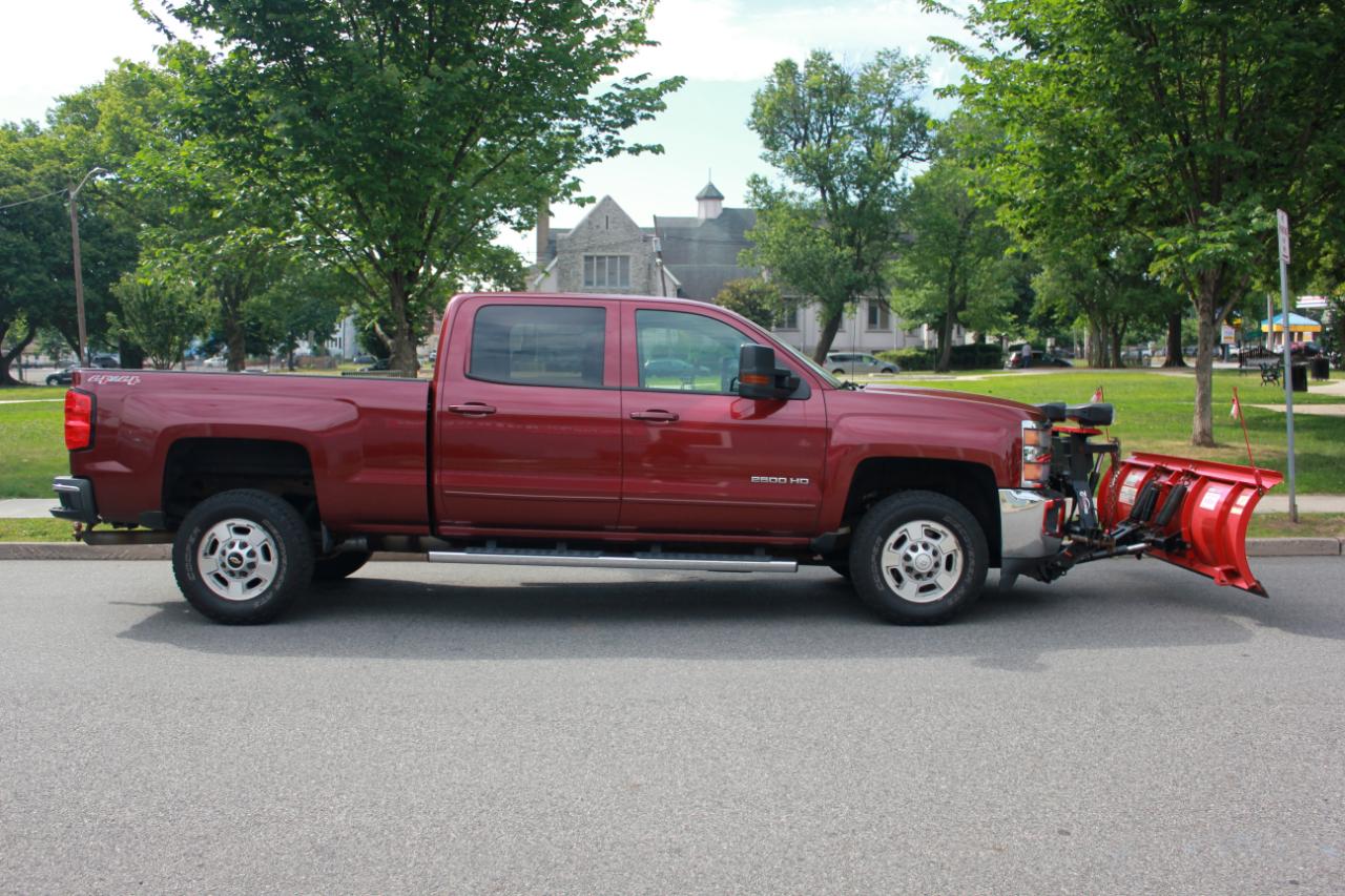 Chevrolet Silverado 2500HD LT Crew Cab Long Box 4WD 2015