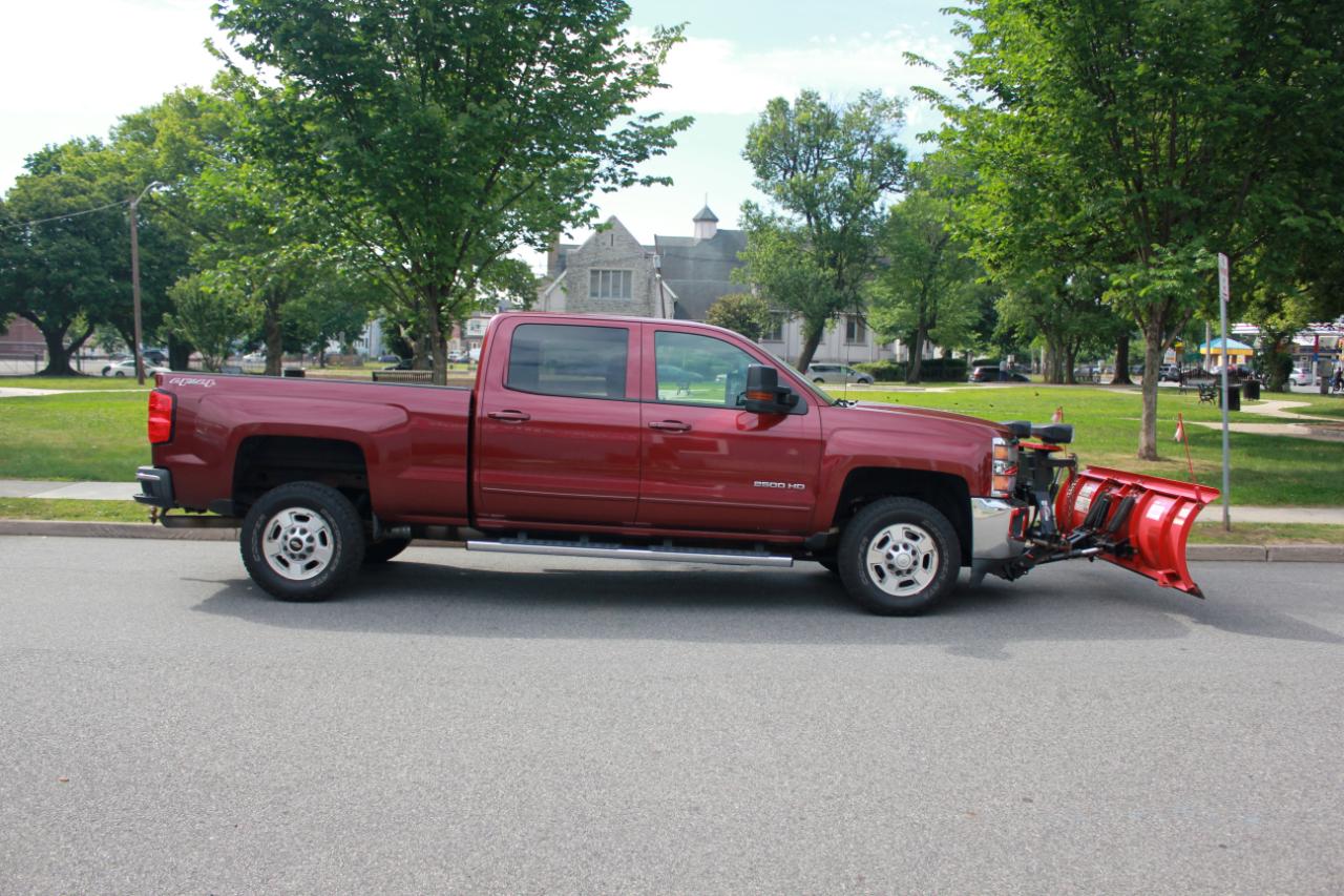 Chevrolet Silverado 2500HD LT Crew Cab Long Box 4WD 2015