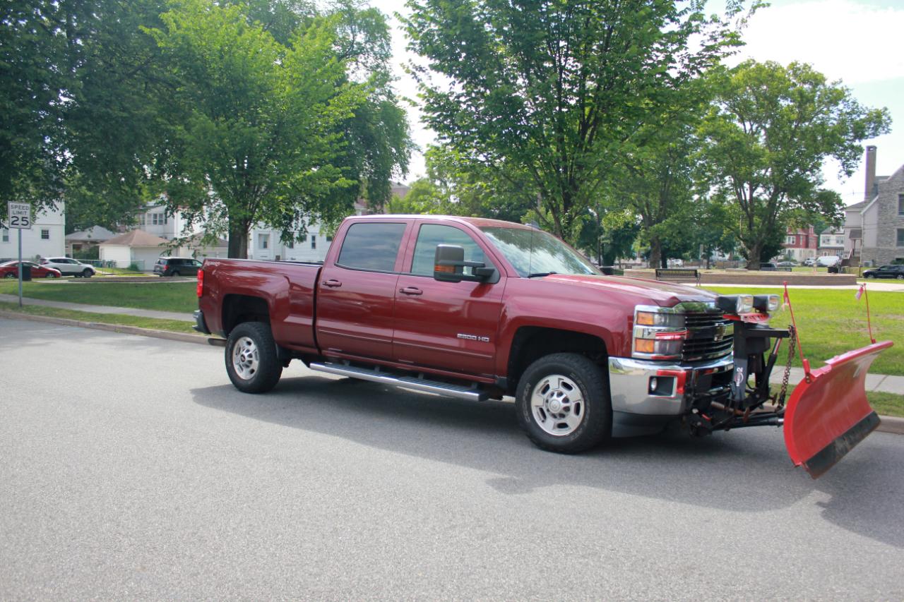 Chevrolet Silverado 2500HD LT Crew Cab Long Box 4WD 2015