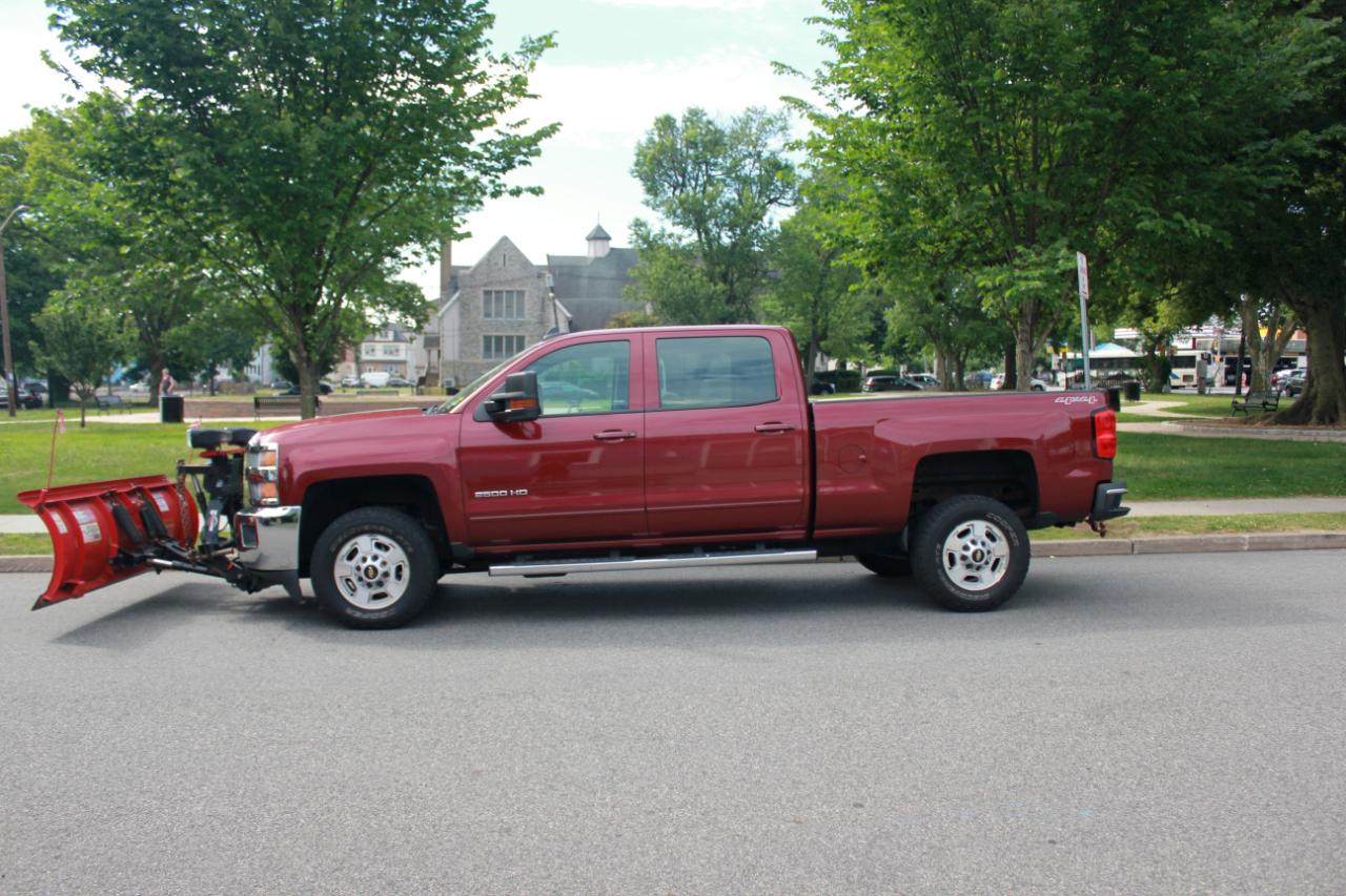 Chevrolet Silverado 2500HD LT Crew Cab Long Box 4WD 2015