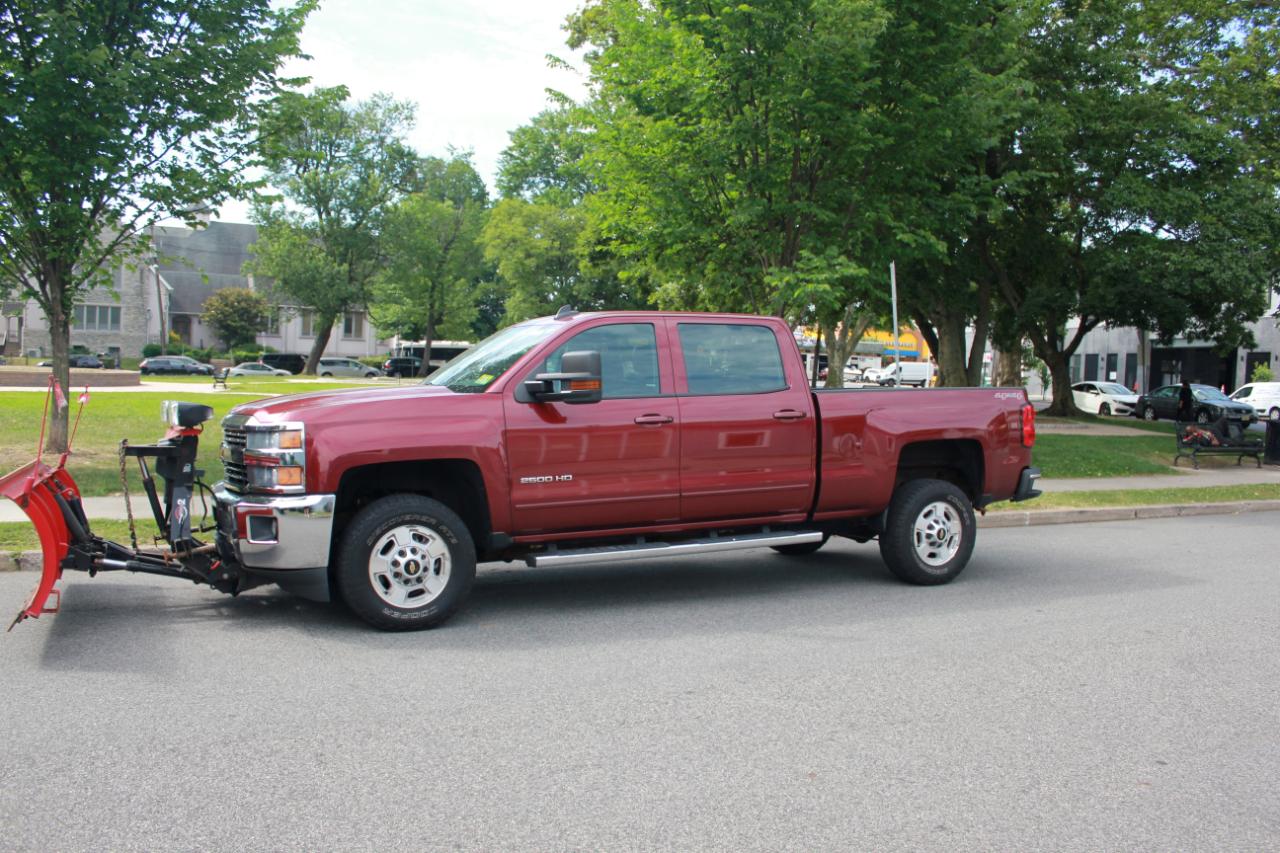 Chevrolet Silverado 2500HD LT Crew Cab Long Box 4WD 2015