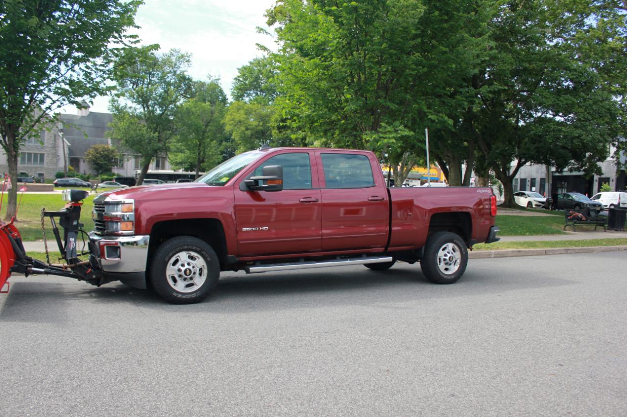 Chevrolet Silverado 2500HD LT Crew Cab Long Box 4WD 2015