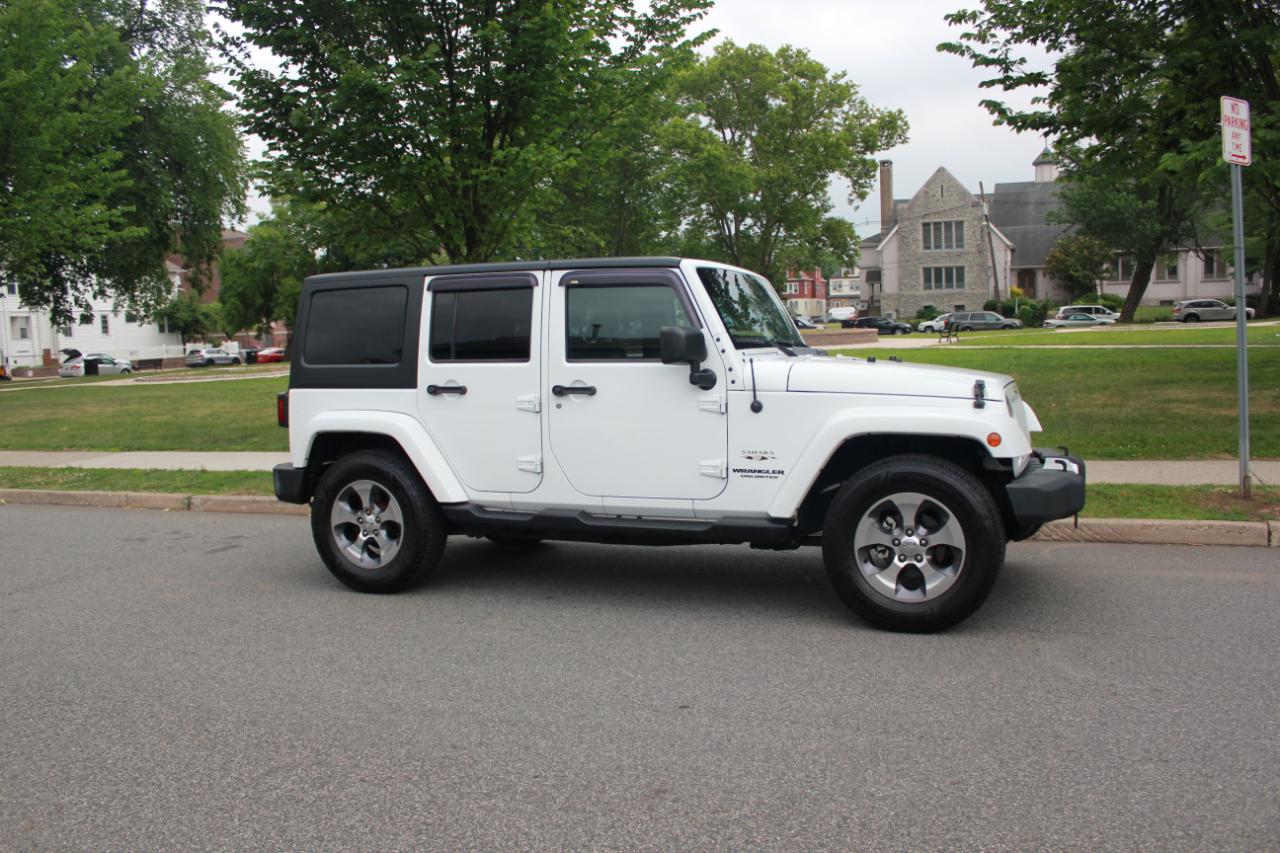 Jeep Wrangler Unlimited Sahara 4WD 2016