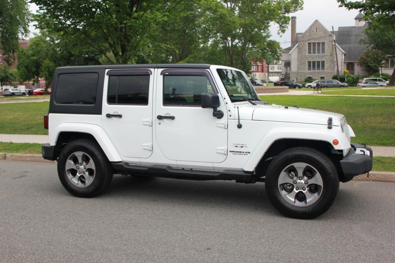Jeep Wrangler Unlimited Sahara 4WD 2016