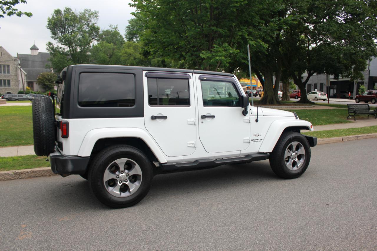 Jeep Wrangler Unlimited Sahara 4WD 2016