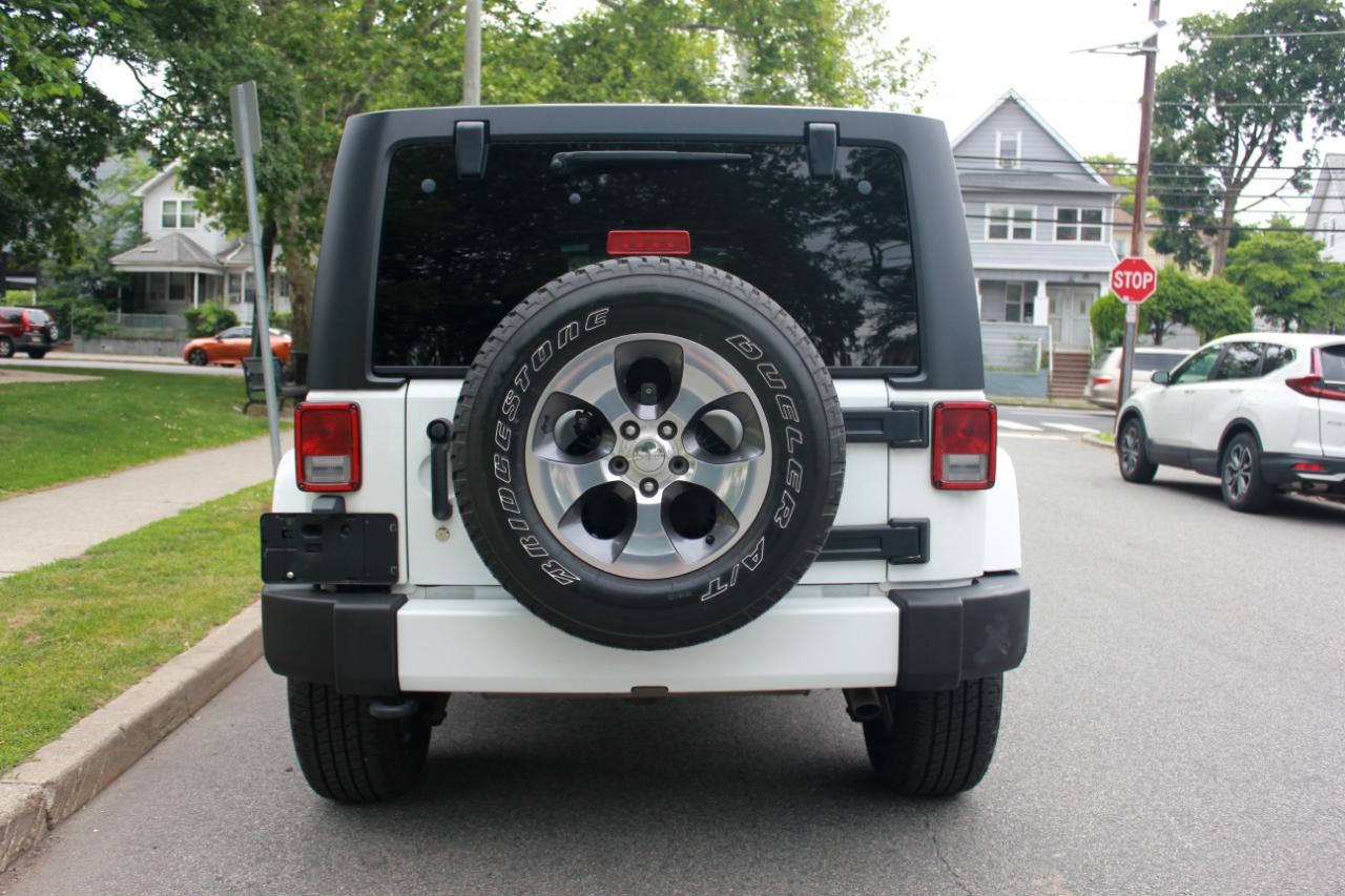 Jeep Wrangler Unlimited Sahara 4WD 2016