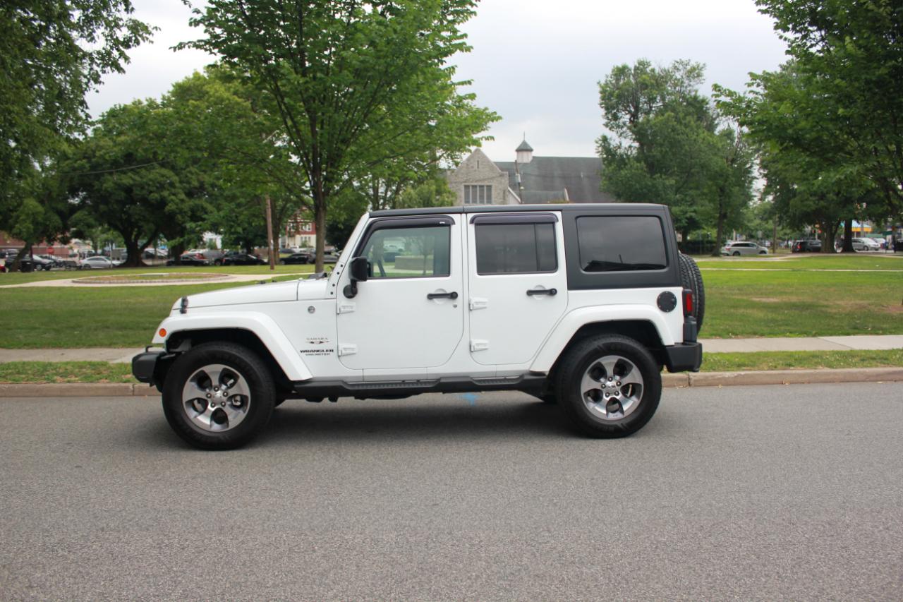 Jeep Wrangler Unlimited Sahara 4WD 2016